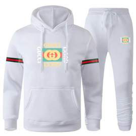 Picture of Gucci Sweater Suits _SKUGucciM-5XL12yr39740104